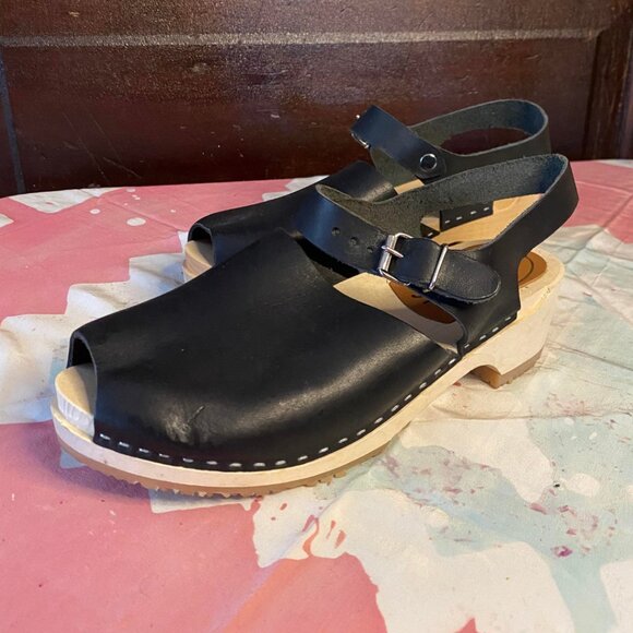 Kurier - Portland, Maine-made Leather and Natural Wood Clog - Picture 1 of 9